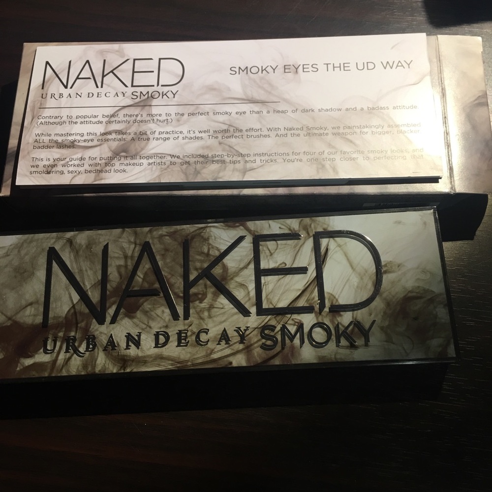 Naked Urban Decay Smoky Palette - Picture 3 of 5